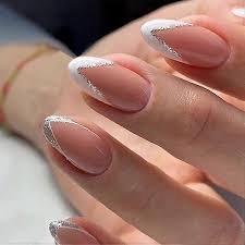 nägel french weiß glitzer